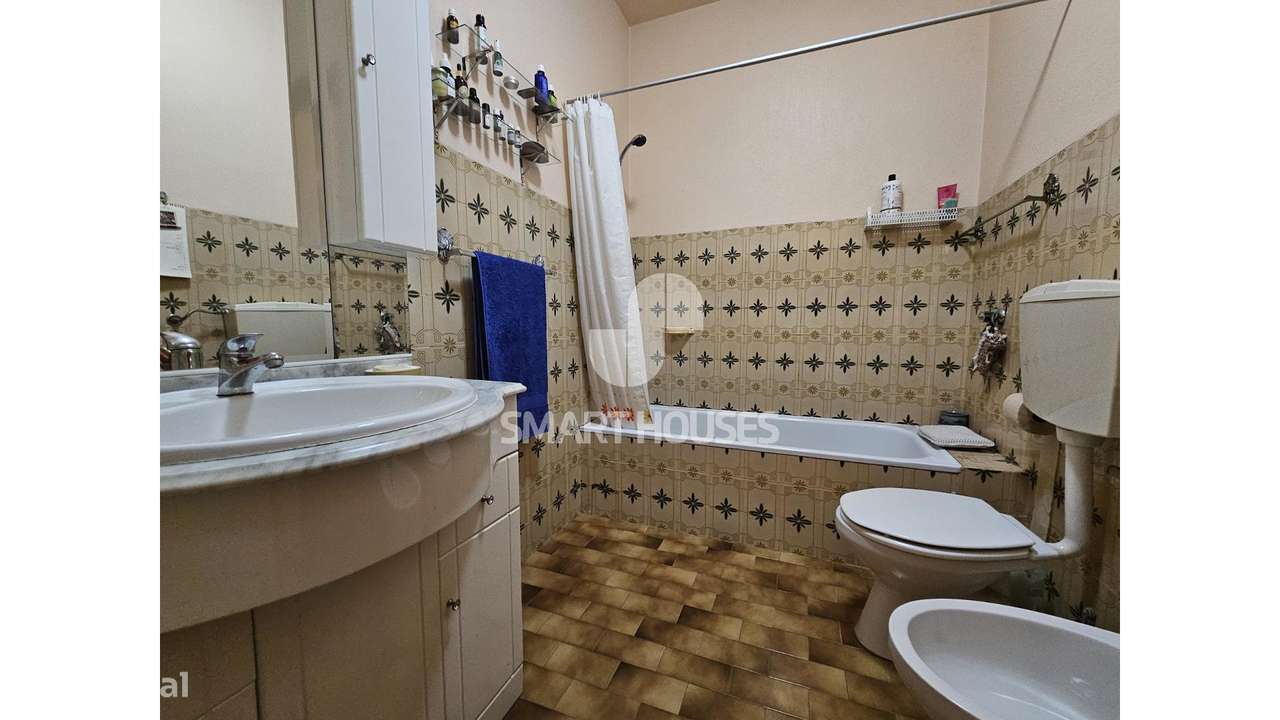 Moradia T3+1 em Avô c/ terreno-18