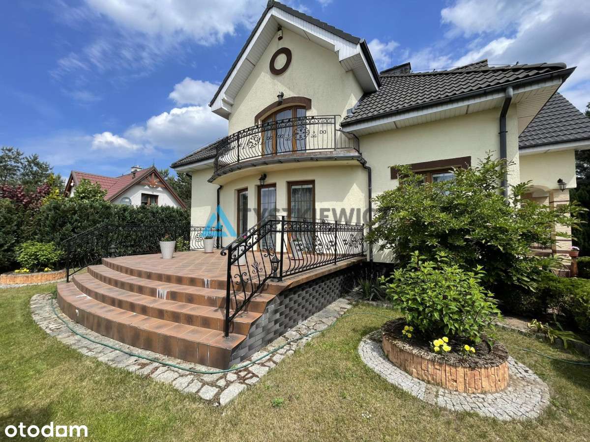 Przestronny, funkcjonalny dom z dużym ogrodem - Pełny obrazek: 5/20