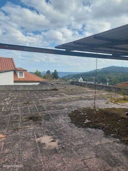 Moradia t4 ,recuperar-melgaço-garagem negociável - Grande imagem: 4/7