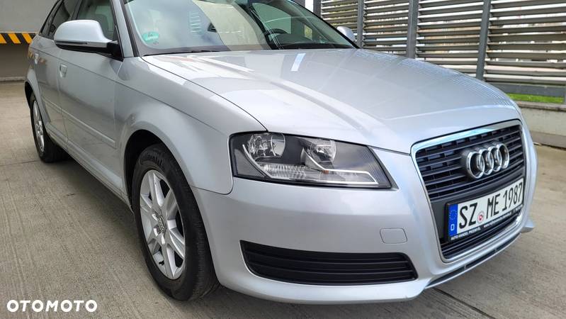 Audi A3 1.6 Sportback Attraction - 29