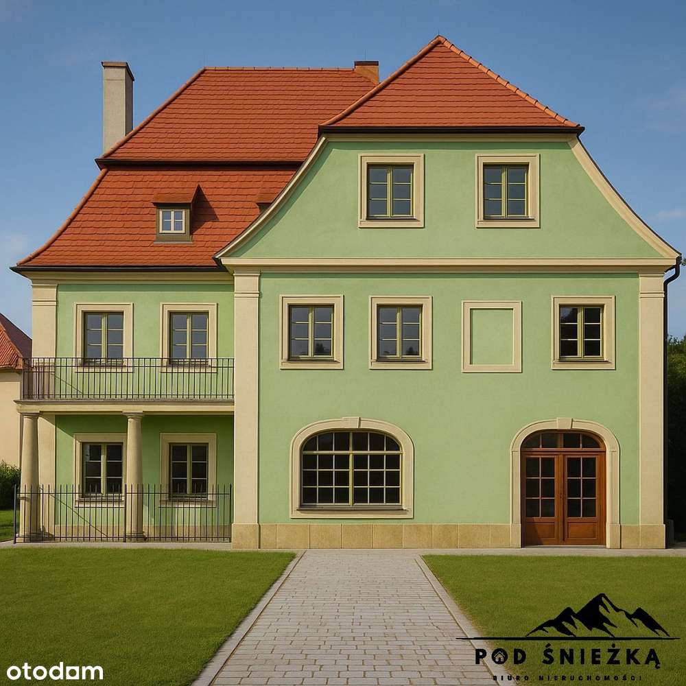 Zabytkowy obiekt handlowo-gastronomiczny- Centrum-4