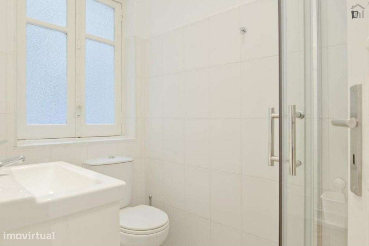 Quarto - localizado em Alameda Lisbon - Grande imagem: 3/12