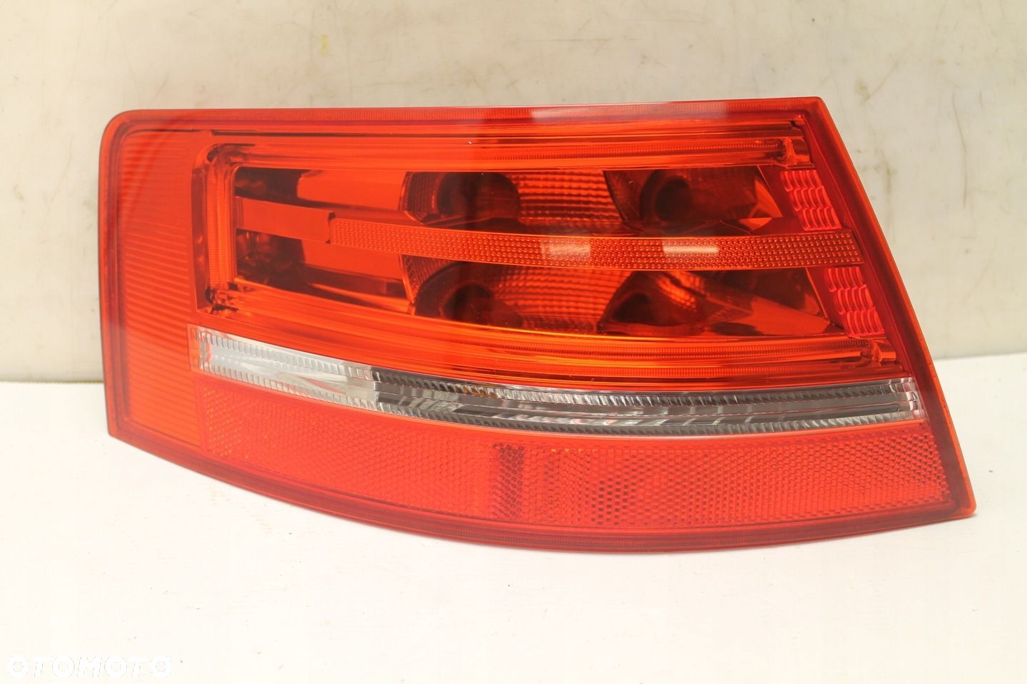 LAMPA LEWY LEWA TYŁ AUDI A3 8P LIFT CABRIO 2008R- - 1