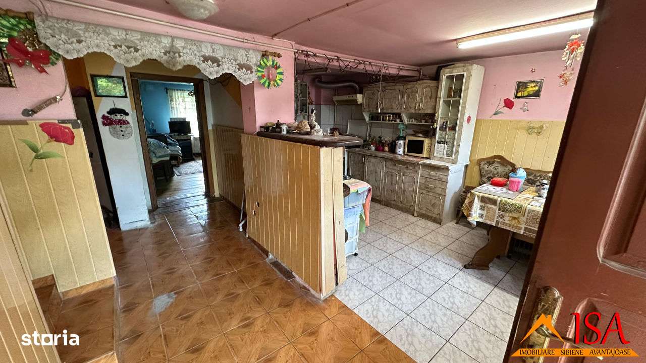 Casă individuală cu POTENȚIAL RIDICAT de investiție – ȘTRAND-0