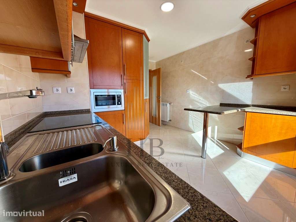 Apartamento T3 Colinas do Cruzeiro | Odivelas-36