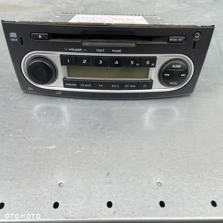 RADIO MITSUBISHI COLT VI Z30 - 1