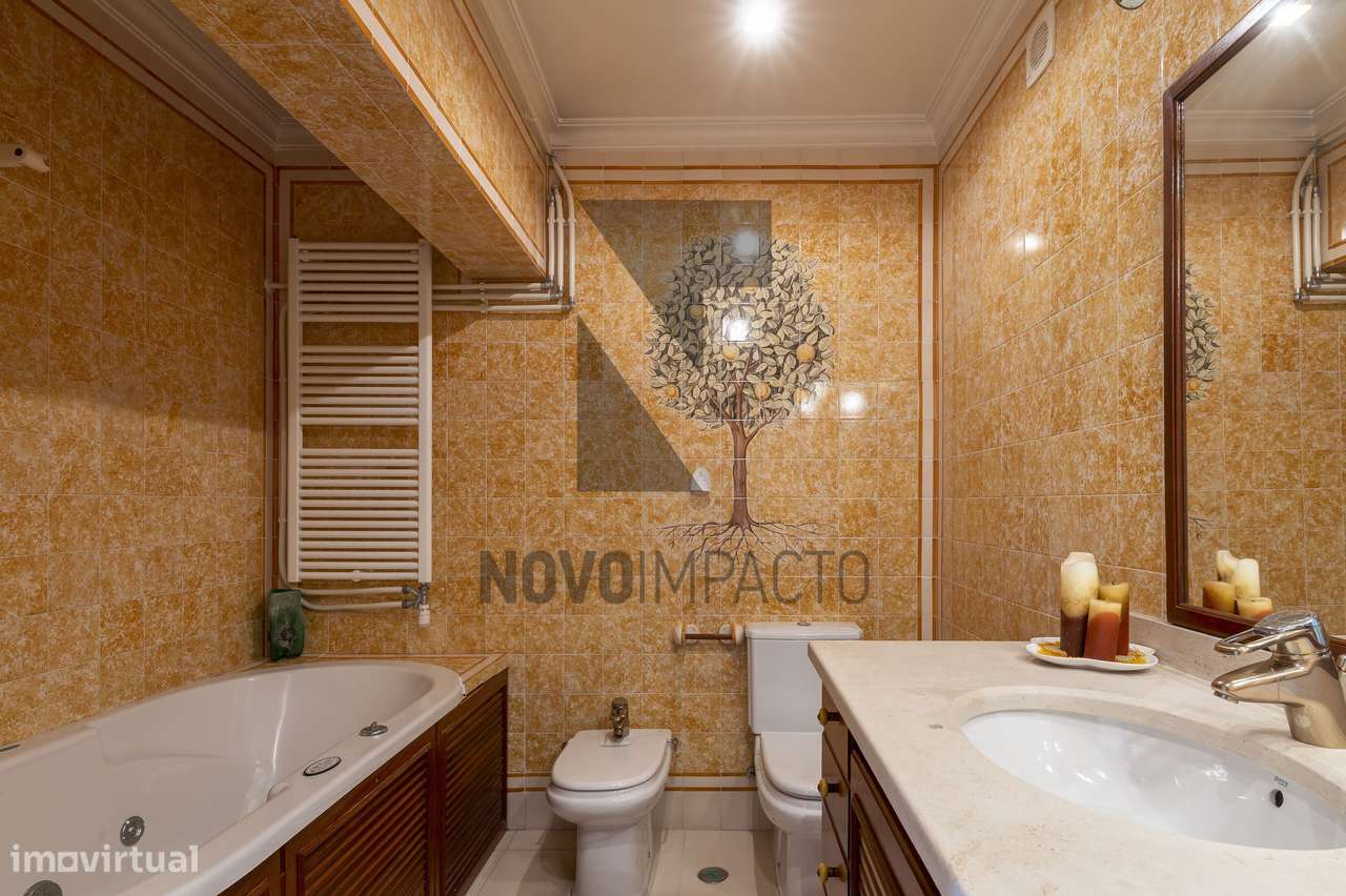 T4 Espaçoso no Centro do Montijo – Excelente Oportunidade-21