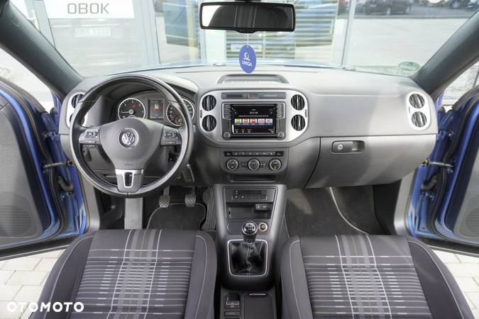 Volkswagen Tiguan 2.0 TDI DPF BlueMotion Technology Lounge Sport & Style - 9