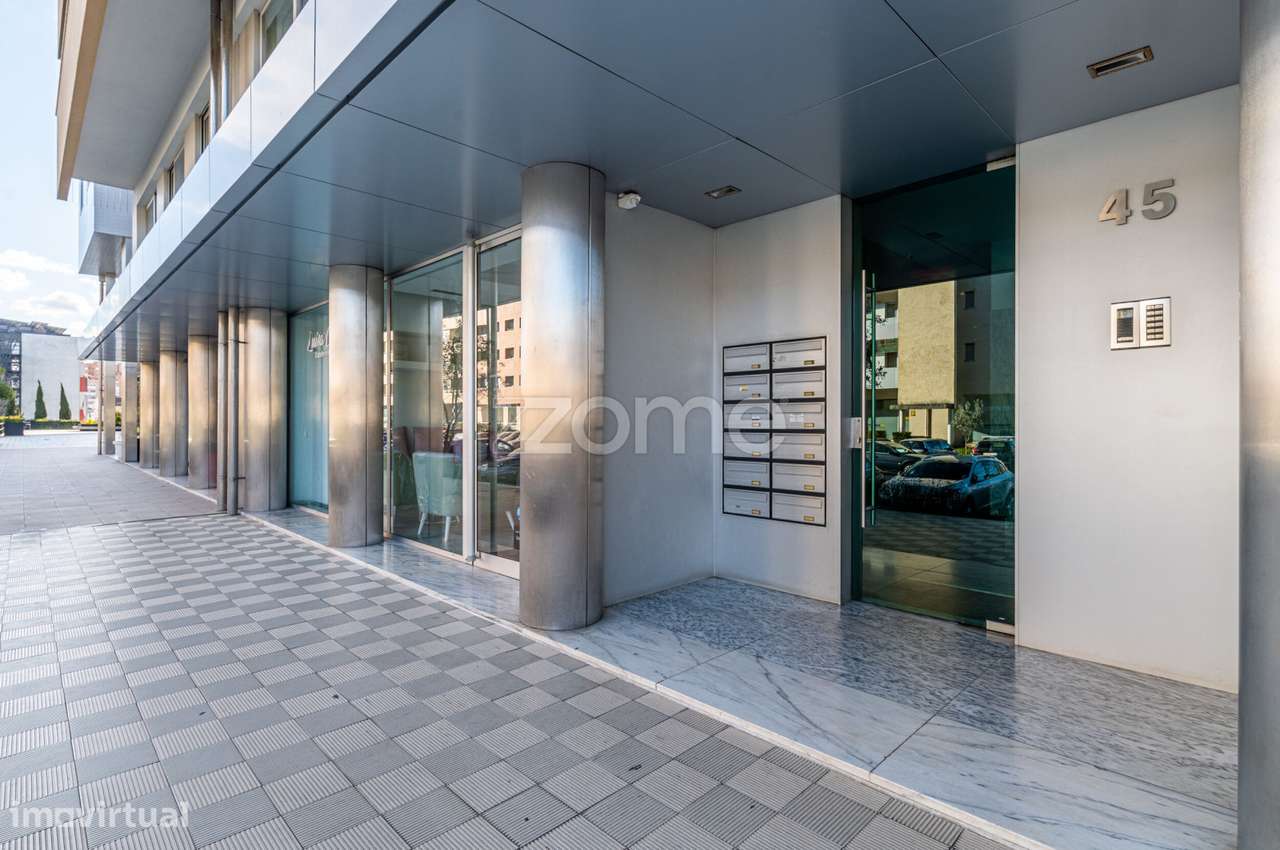 Apartamento T3 na Rua Prof. Dr. Carlos Lloyd Braga - Braga - Grande imagem: 4/31