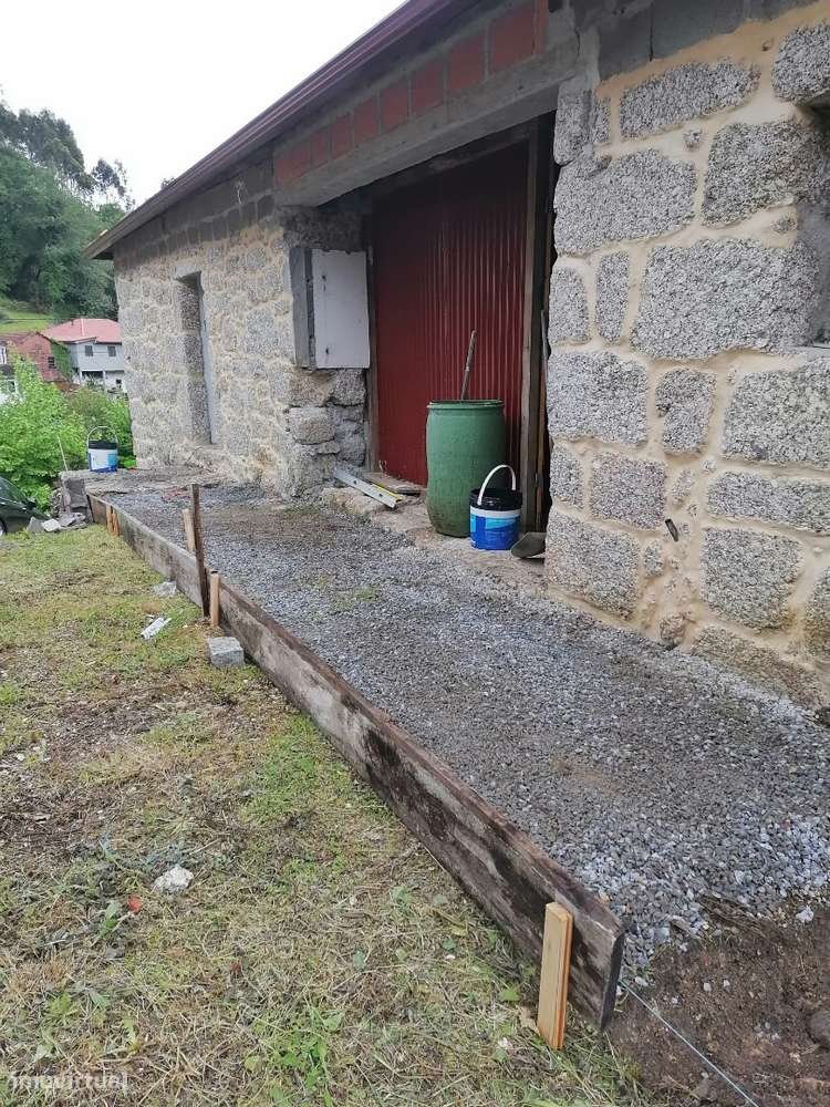 Inconclusa - Casa Rústica T7-32