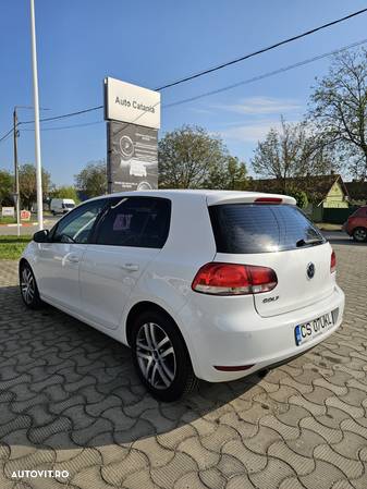 Volkswagen Golf - 4