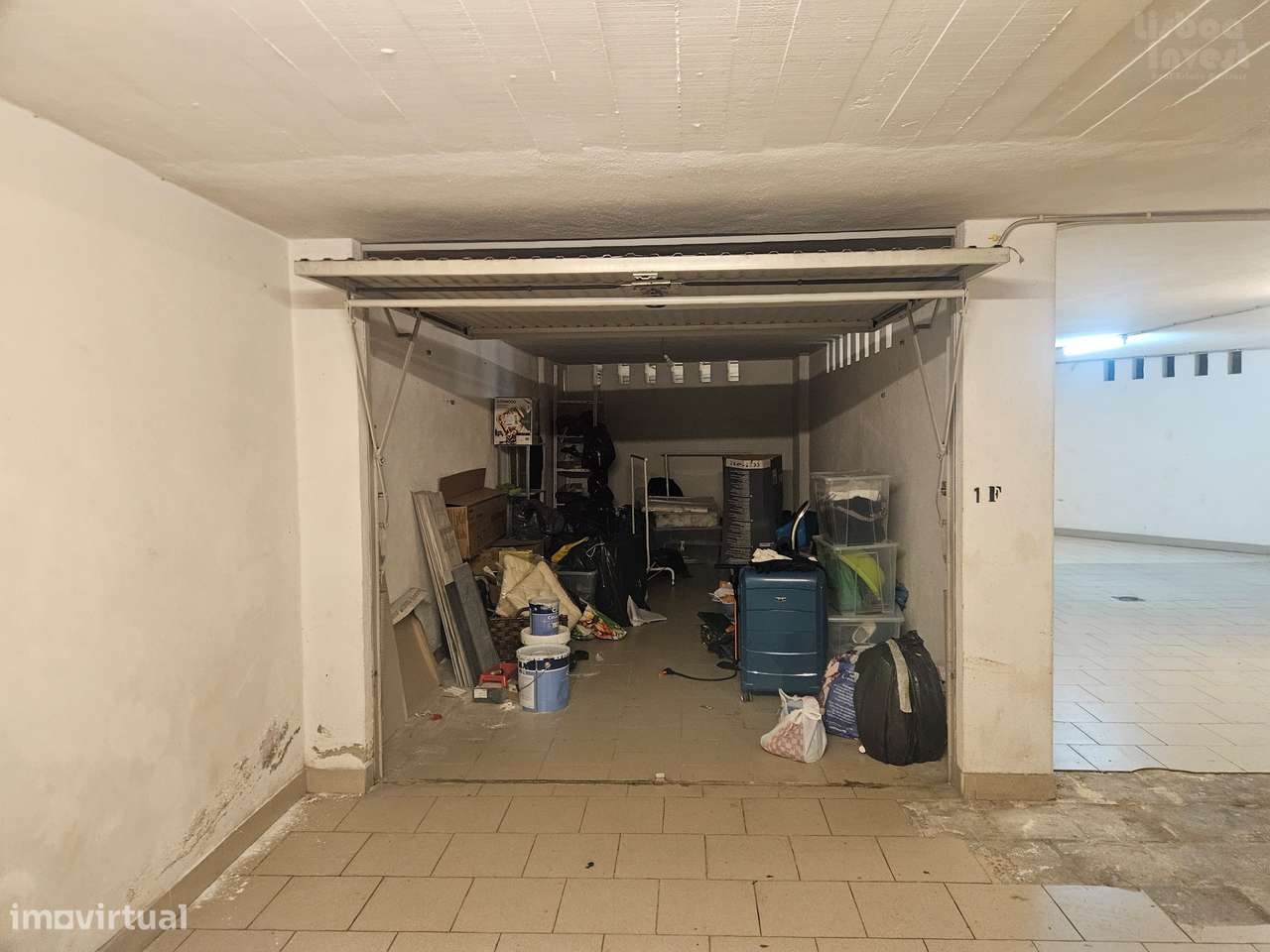 Vendo T2 Completamente remodelado Cascais-25