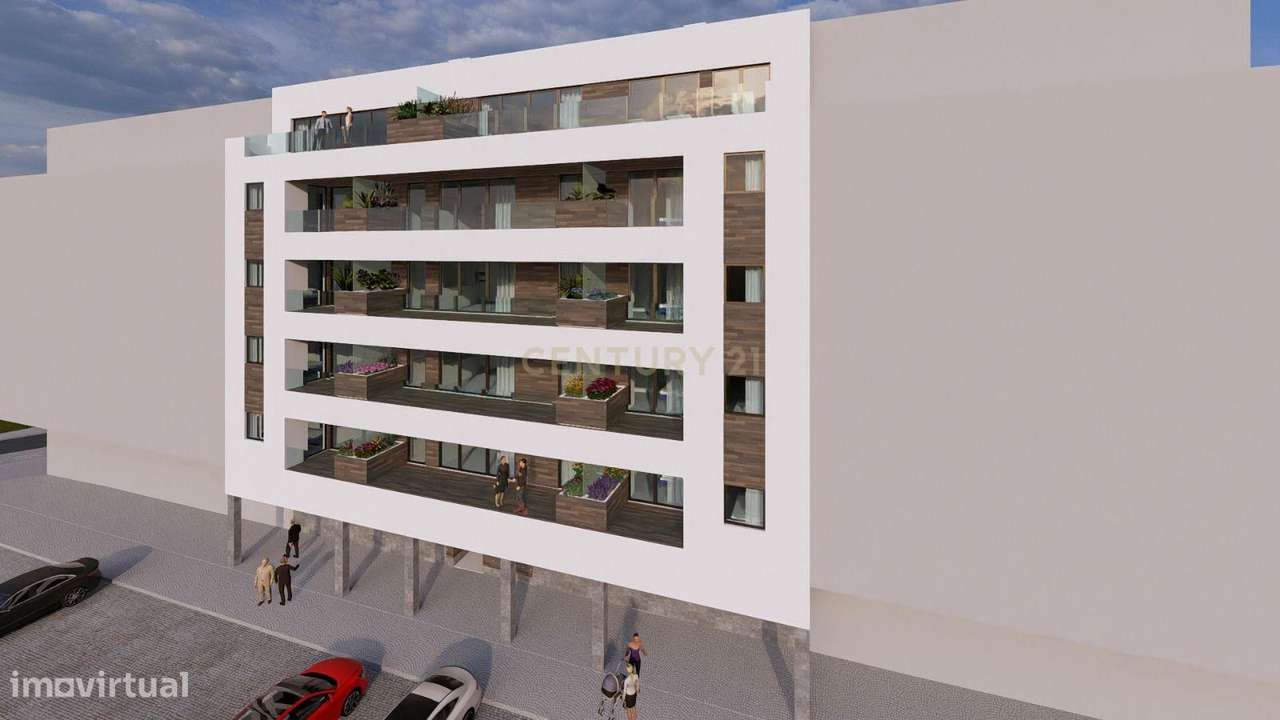 APARTAMENTO T4  EM MIRANDA DO CORVO-3