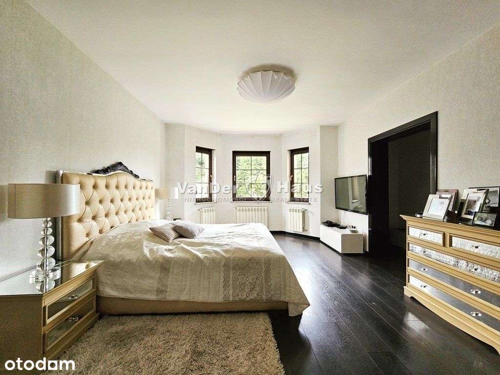 Dom w stylu hiszpańskim, duża działka, sauna-9