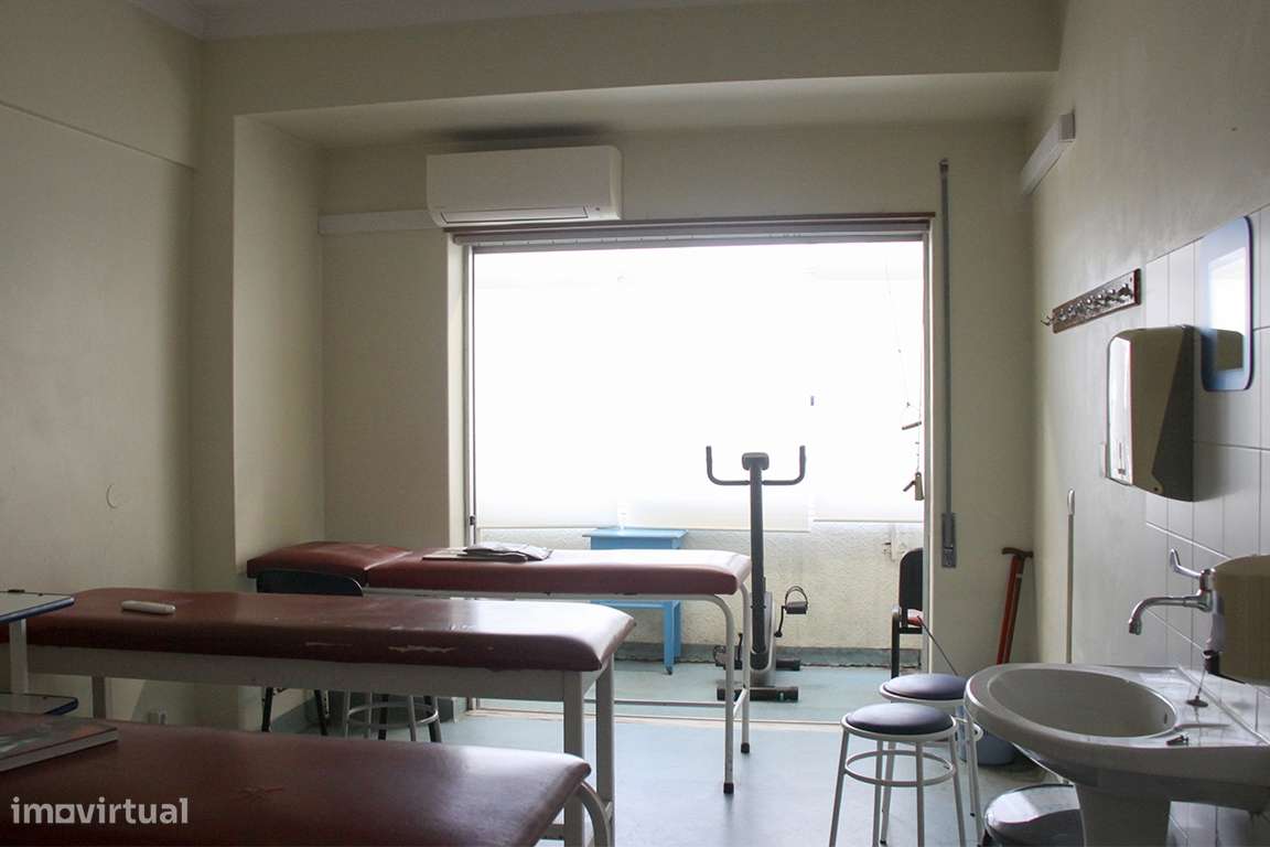 Consultório Médico >=T10 Venda em Almada, Cova da Piedade, Pragal e Ca-5
