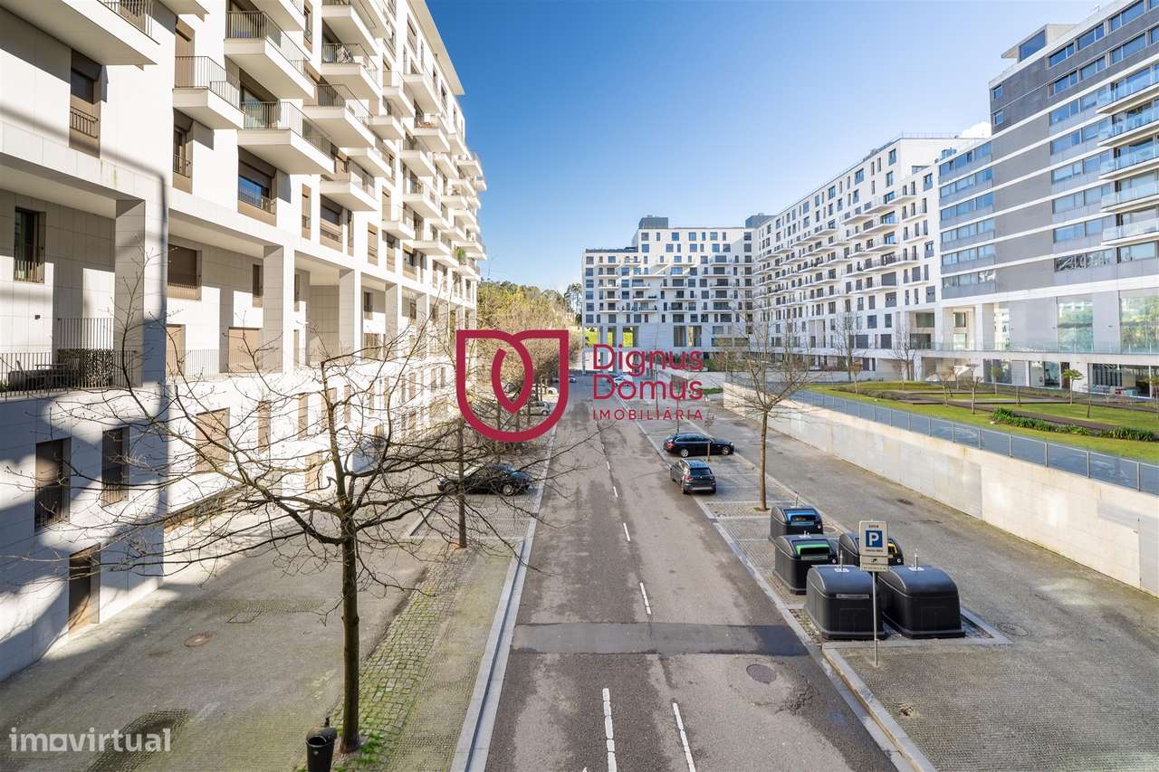 Arrendamento T3  Zona nobre do Porto – Excelente Vistas! - Grande imagem: 3/34