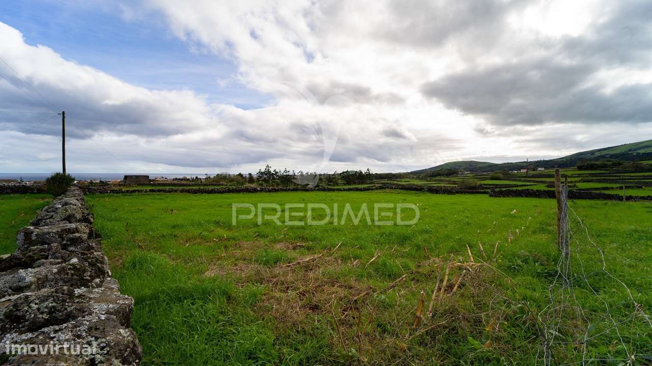 Terreno Urbano à Venda – Santa Cruz, Praia da Vitória, Ilha Terceira - Grande imagem: 4/7