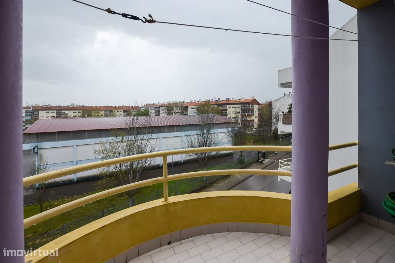 Apartamento T3 com Garagem - Entroncamento-5