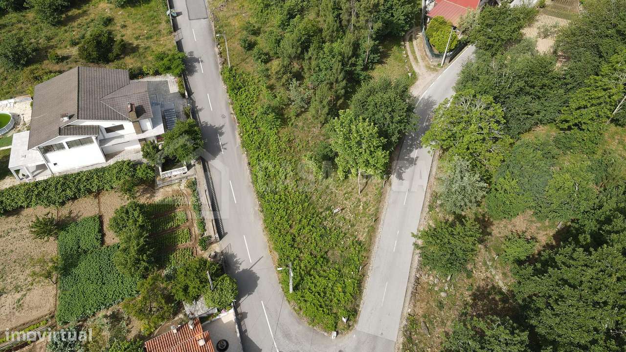Terreno p/ construção em Santos Êvos-9