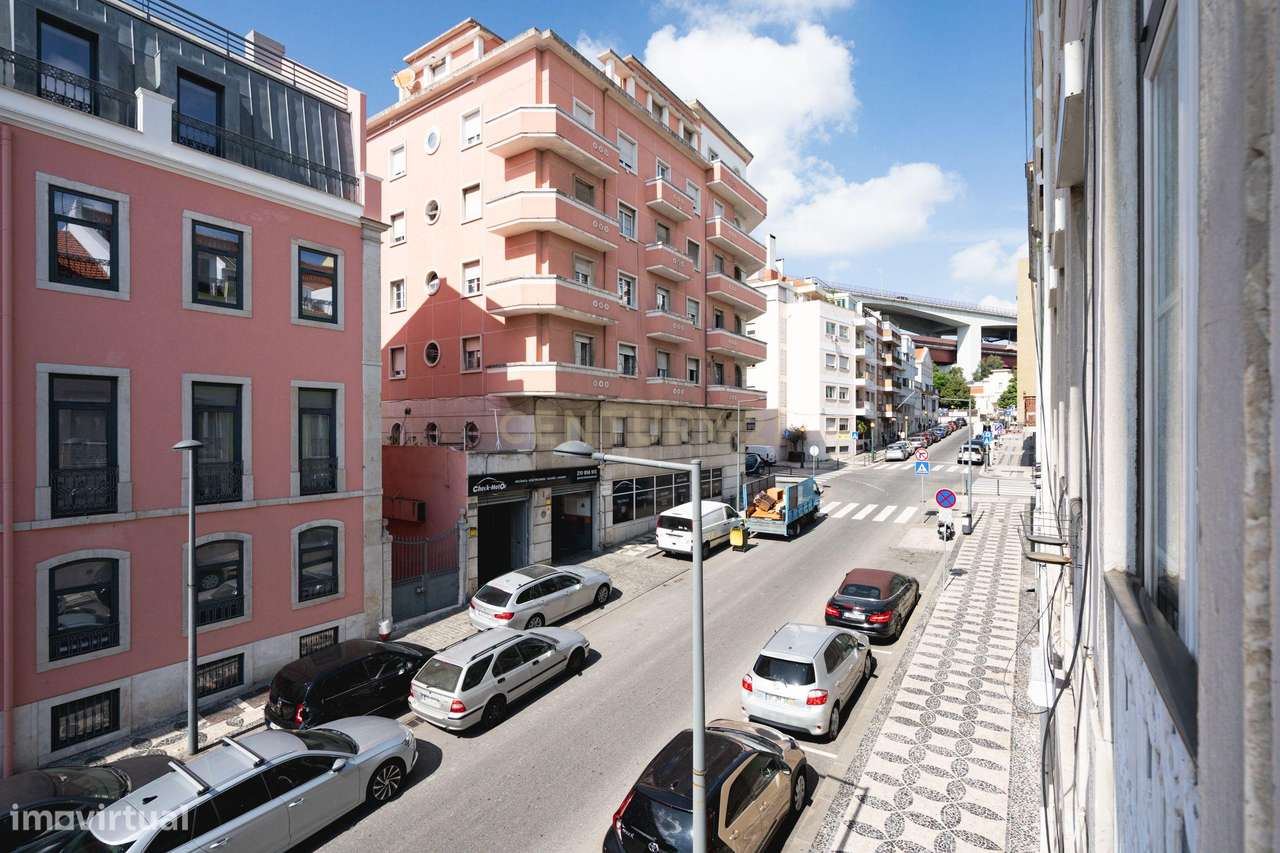 Apartamento de Charme com Jardim Privativo e Capela | Alcântara, Lisbo-28
