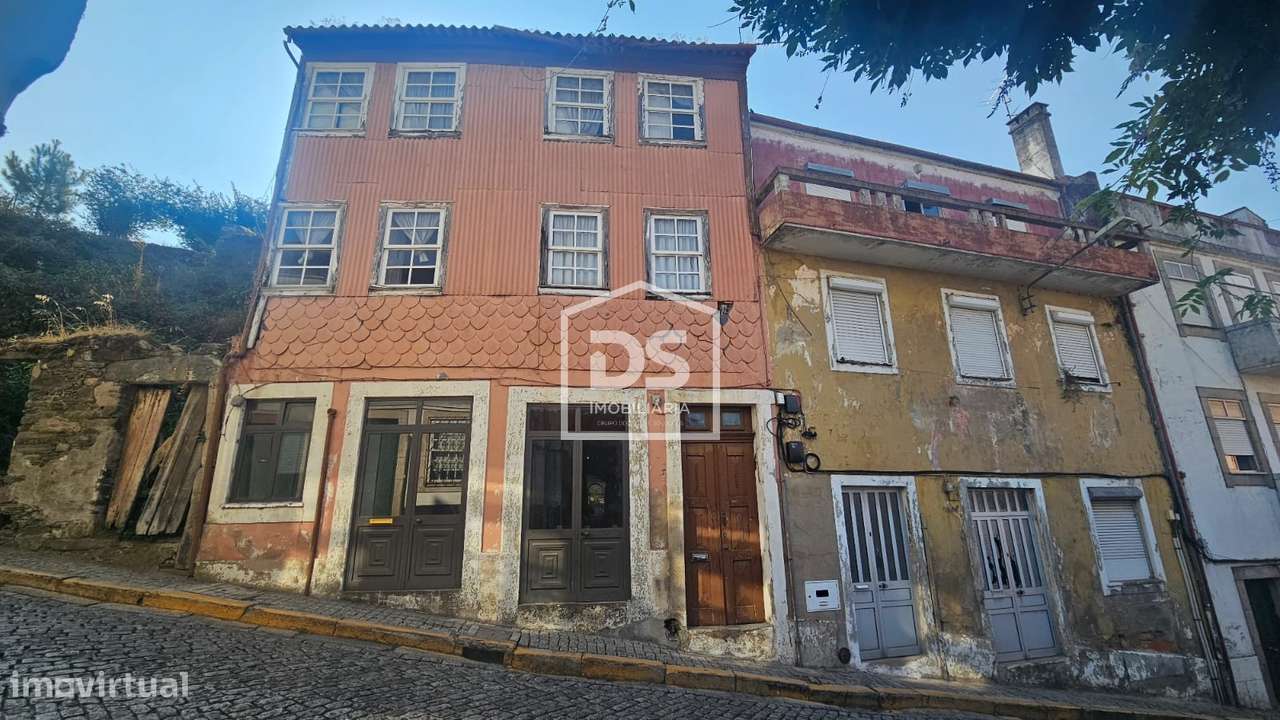 Moradia em Banda T7 Venda em Peso da Régua e Godim,Peso da Régua-1
