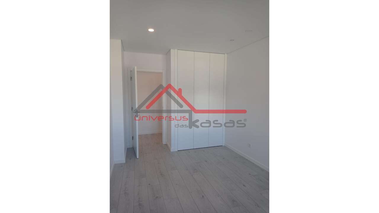 Apartamento T3+2 DUPLEX em Montijo-12