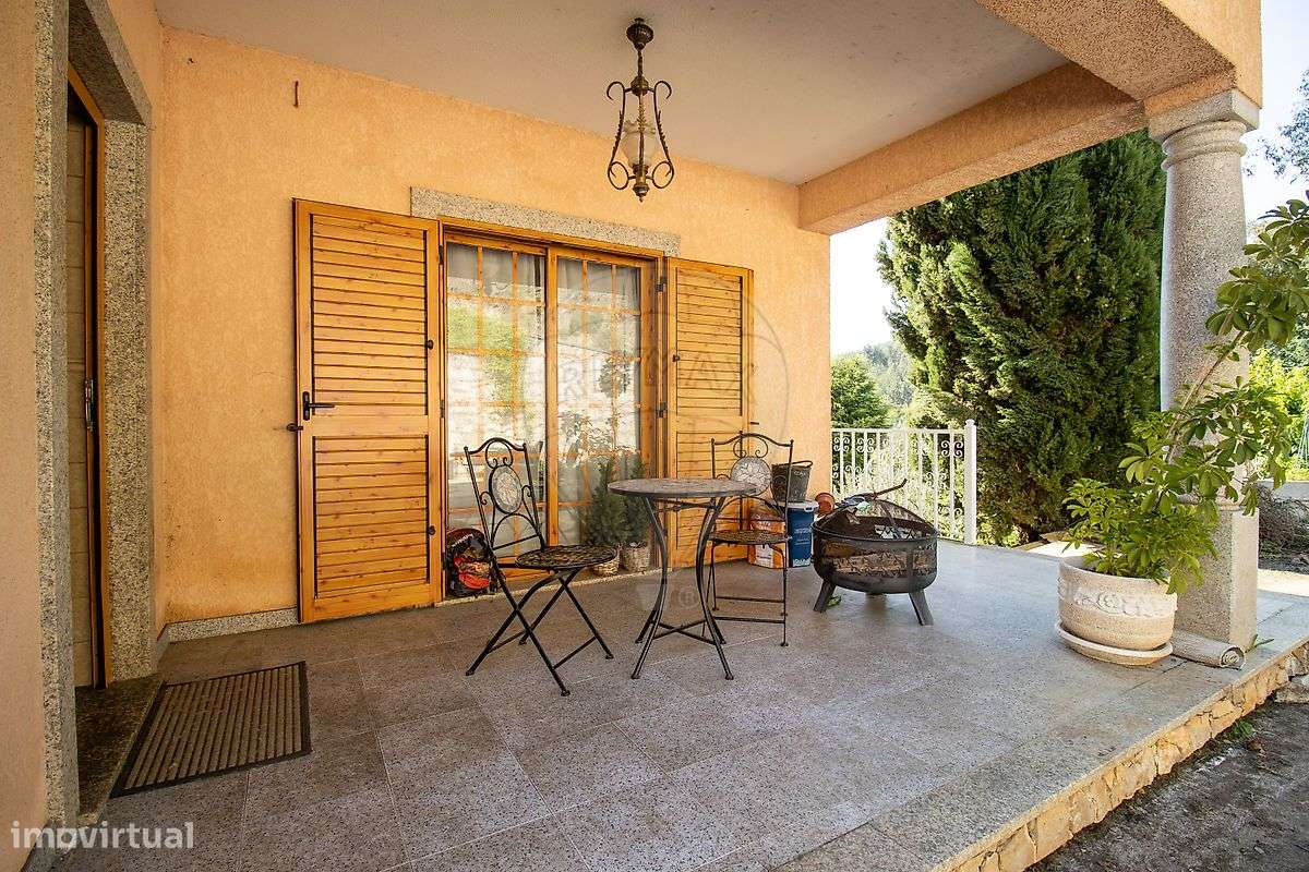 Moradia T4 para venda - Grande imagem: 2/48