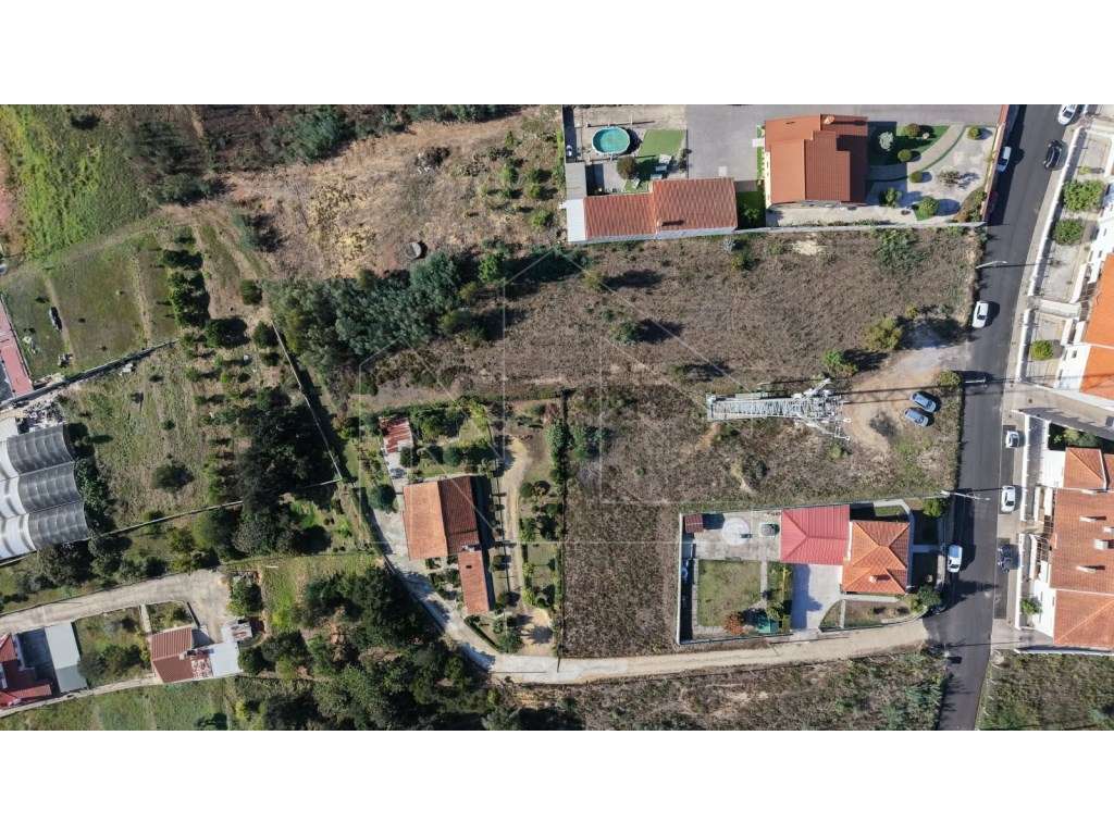 Terreno para construção de edifício habitacional - Ninho d'Águia, Á...-5