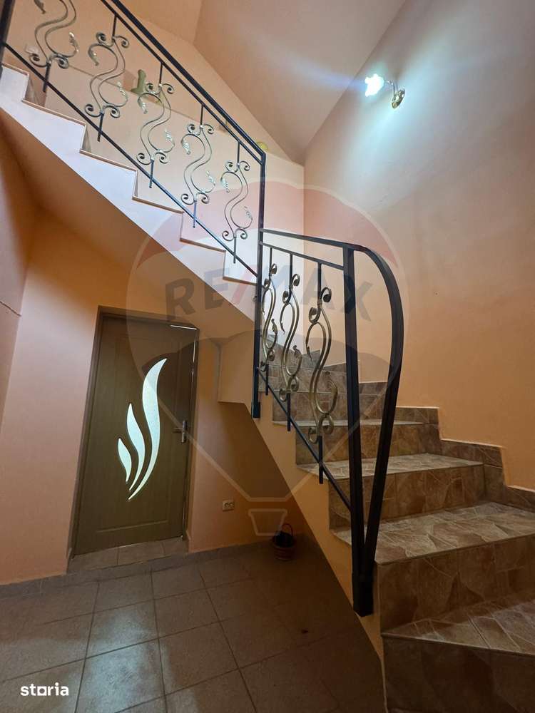 Casă spațioasă de vânzare pe strada Horea - Imagine principală: 4/17