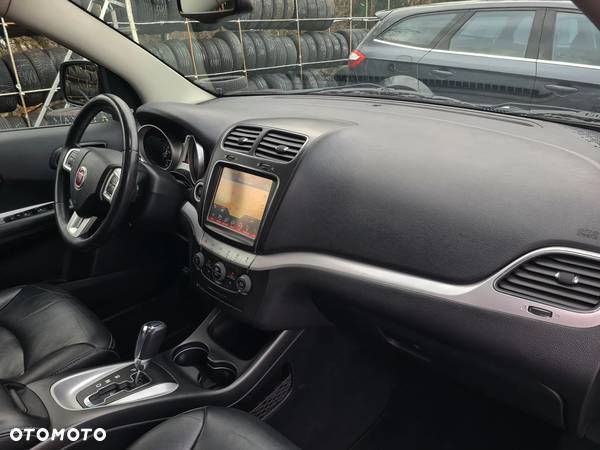 Fiat Freemont 2.0 Multijet Lounge AWD - 34