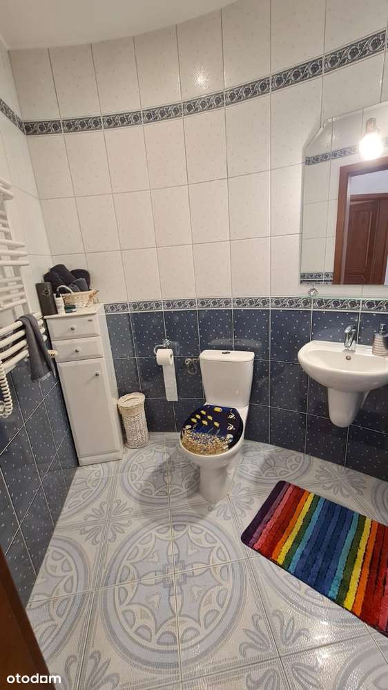 Dom z pięknym ogrodem w malowniczej okolicy-17