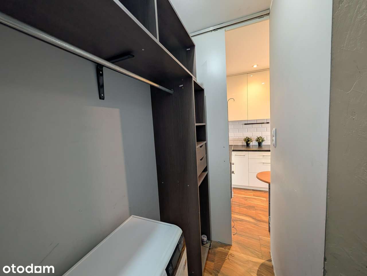 Kawalerka po remoncie Os. Świętokrzyskie Balkon  32,1 m²-11