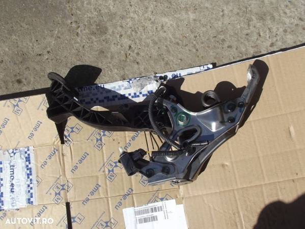 Pedala acceleratie Toyota Yaris 1.4 diesel 2005-2011 pedala yaris - 1