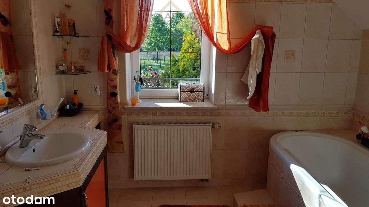 Elegancka podmiejska willa! z pompą ciepła!-9