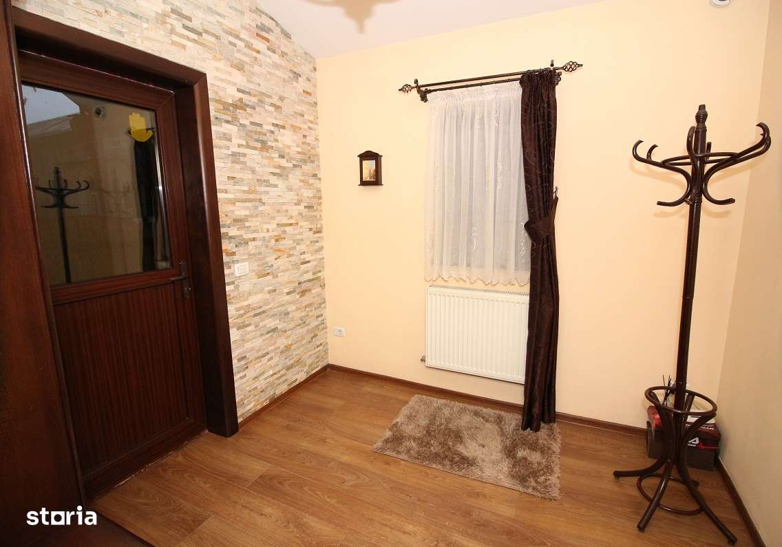 Casa Buhusi STRADAL ( str.LIBERTATII VIZAVI PETROM) Mobilat/Utilat-10