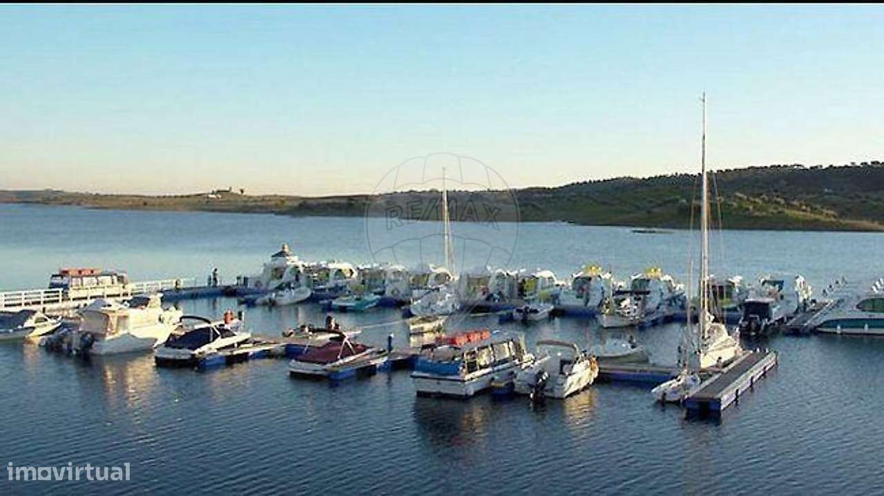 Moradia T2 para venda-23