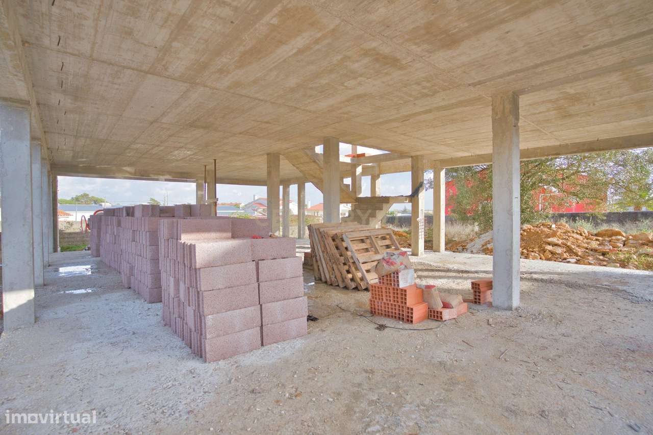 Moradia T4 + garagem + piscina em lote de 410 m2 (já aprovado) - Rio d - Grande imagem: 4/23