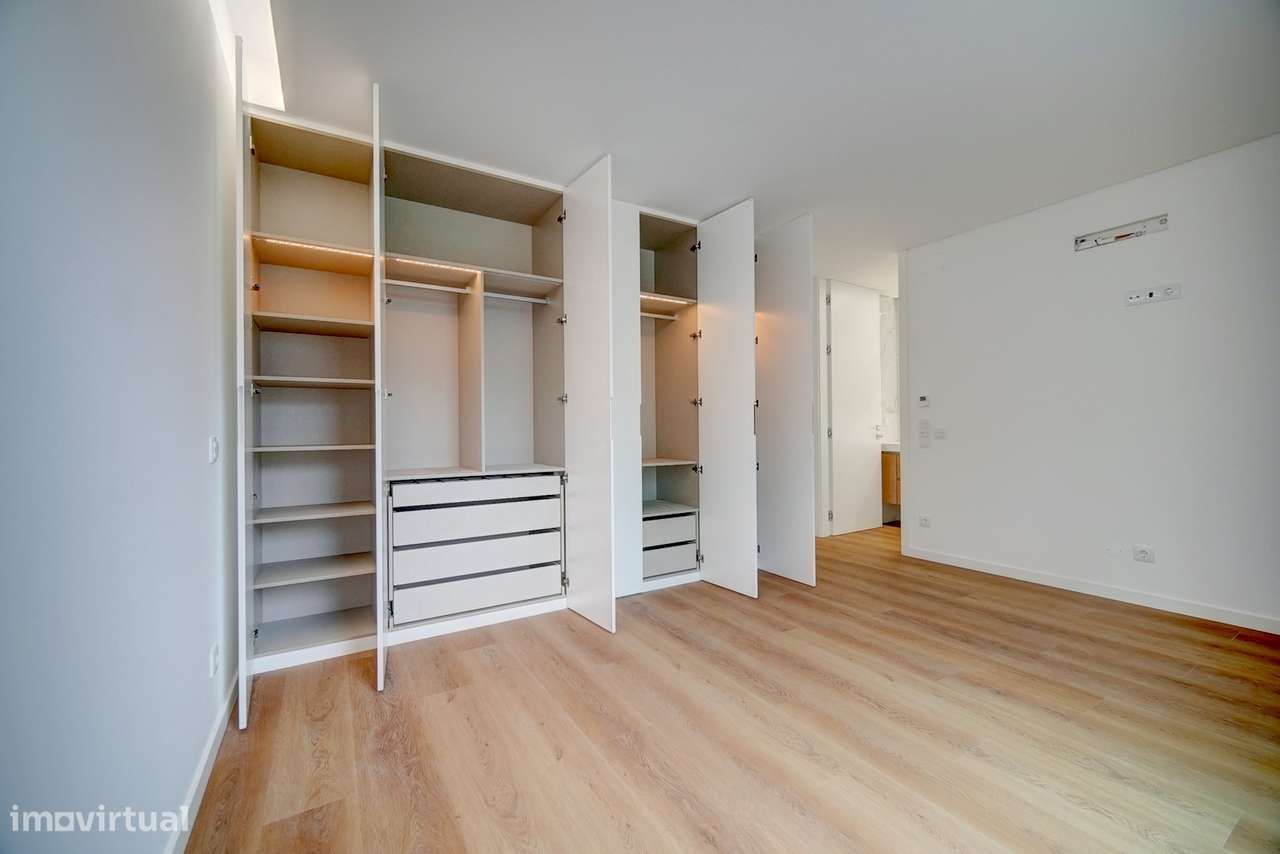 Moradia V4 Nova em Murches-17