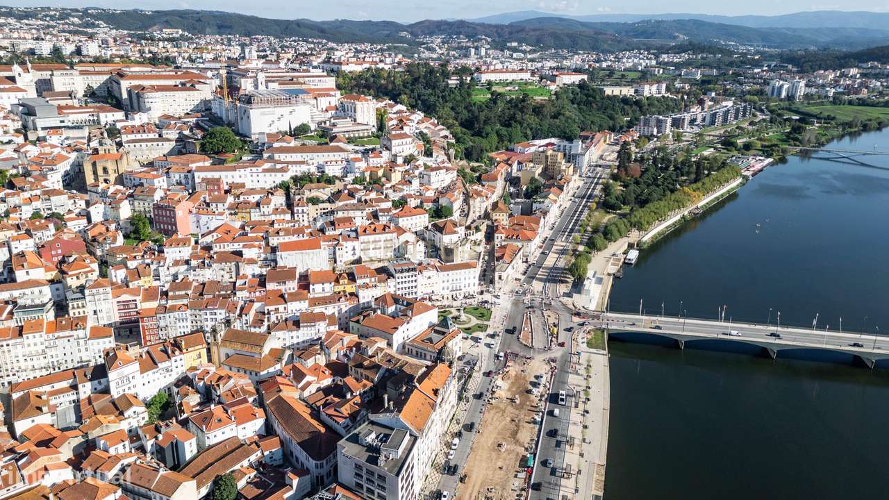 Prédio com vista soberba sobre o rio Mondego-7
