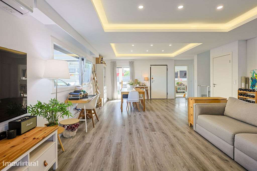 Moradia T4 com jardim, Fernão Ferro-19