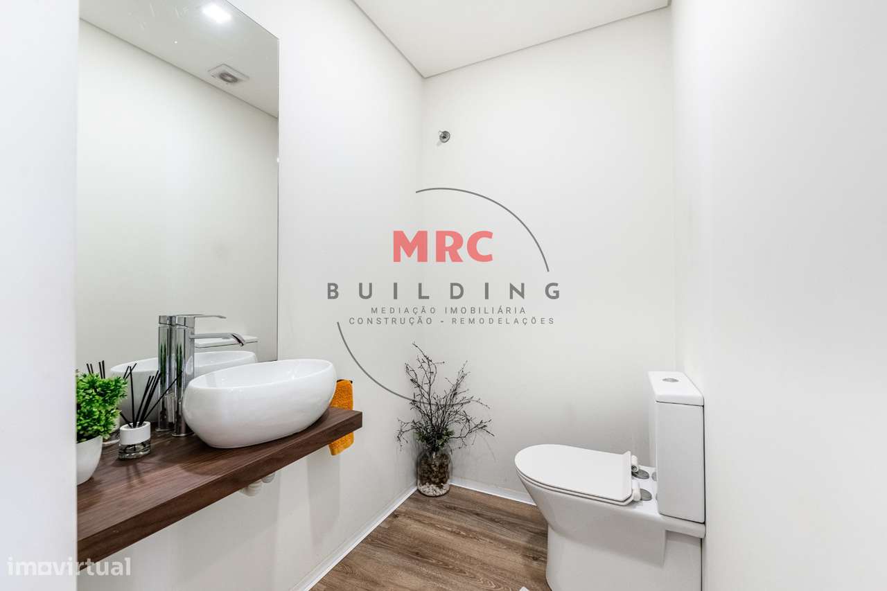 Moradia de Charme Térrea  V3 + V1-29