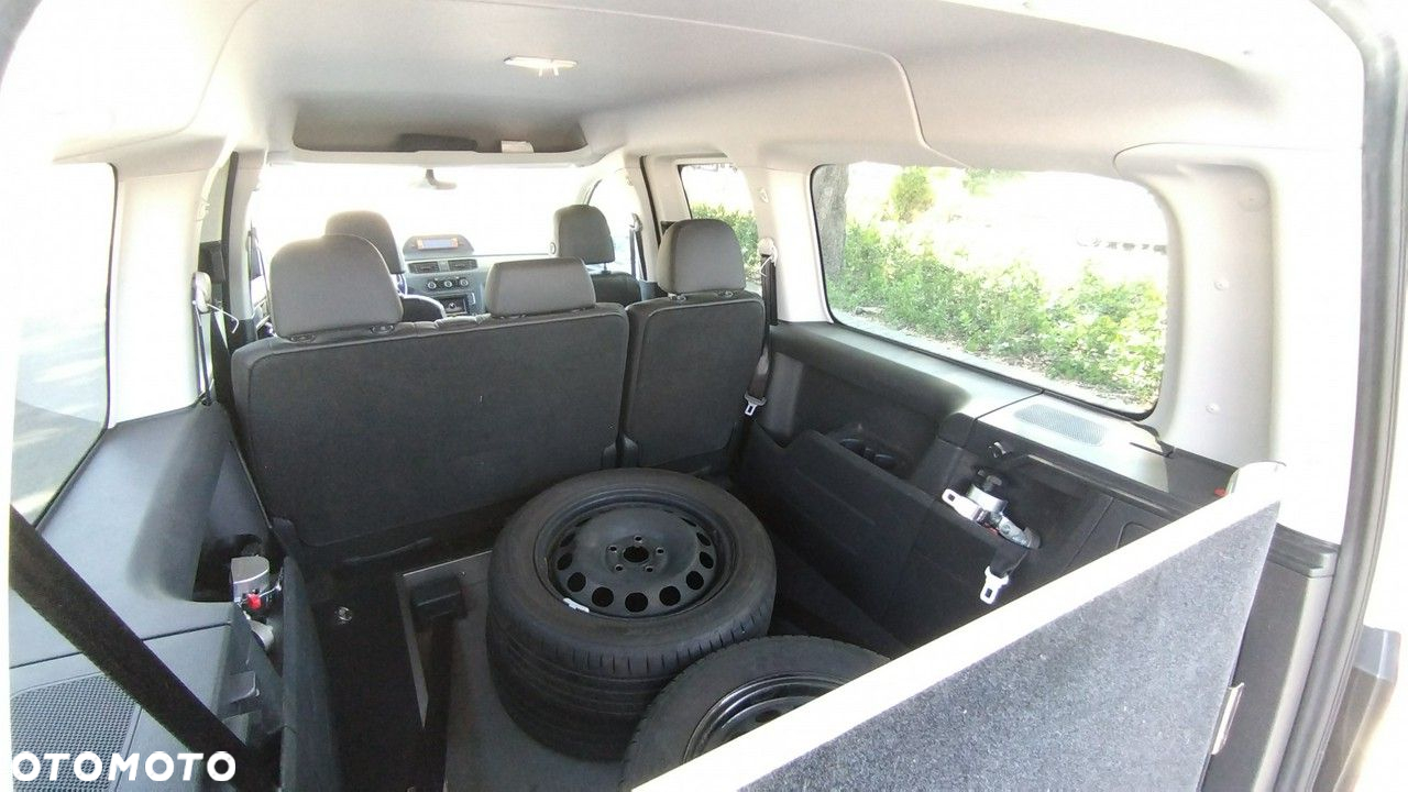 Volkswagen Caddy - 30