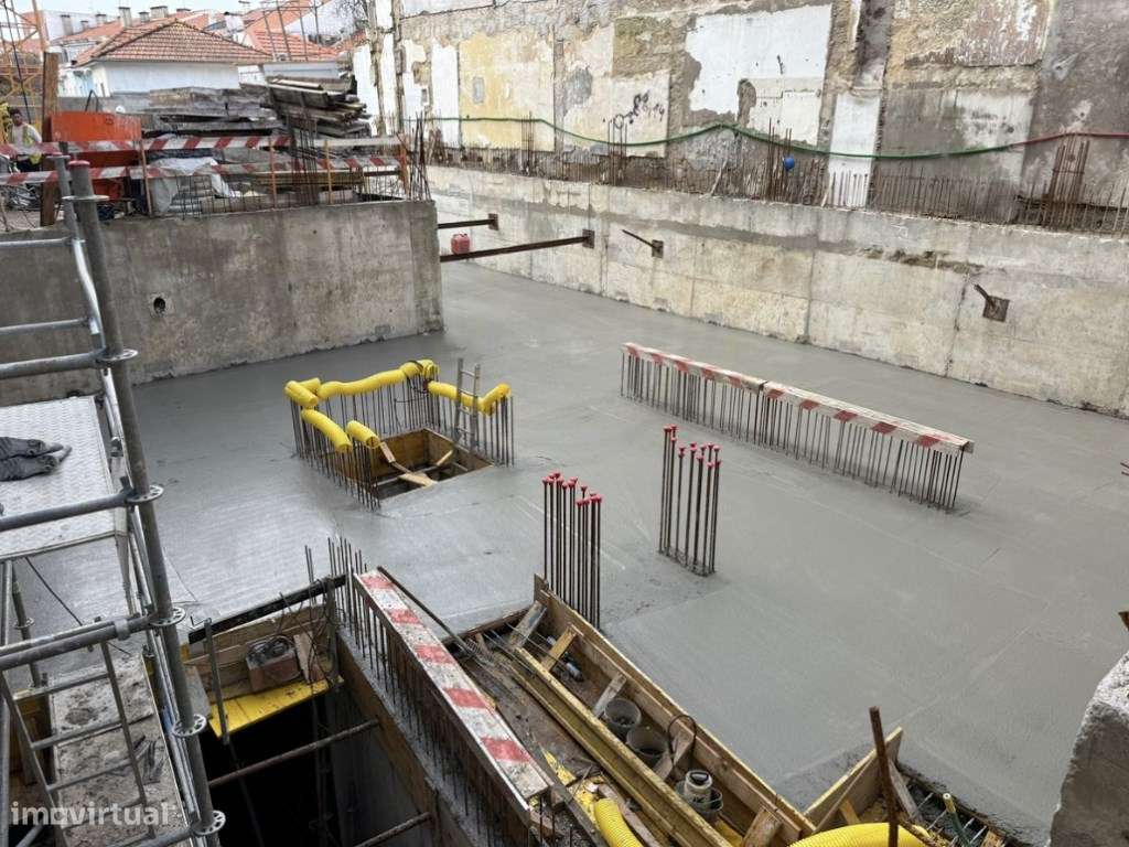 T3 Duplex com Jardim, Varanda e Lugar de Garagem na Rua de Cedofeit...-13