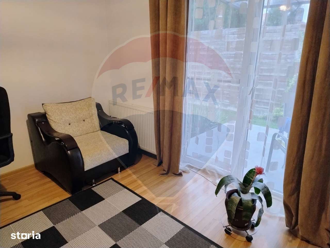 Duplex modern de închiriat  cu 5 camere în Floresti - Imagine principală: 5/20
