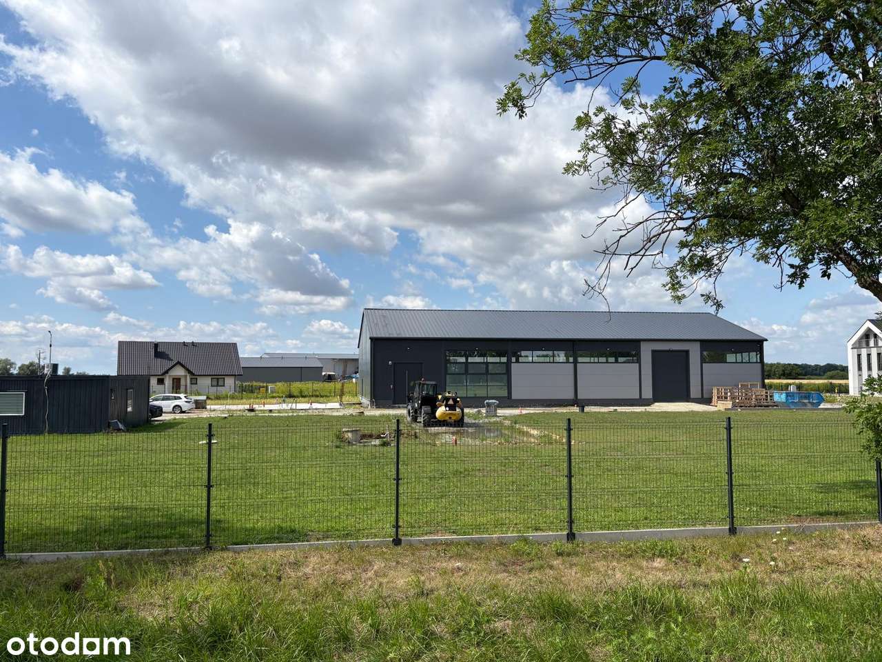 Hala ok 619m2, teren 0,5 HA + poziom 0 biurowca - Pełny obrazek: 4/14