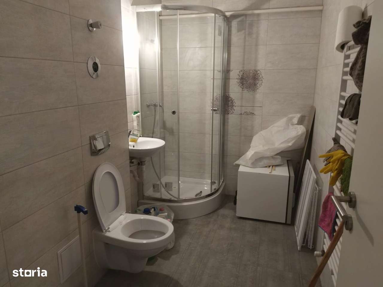 Spatiu comercial de vanzare zona Tractorul bloc nou-5