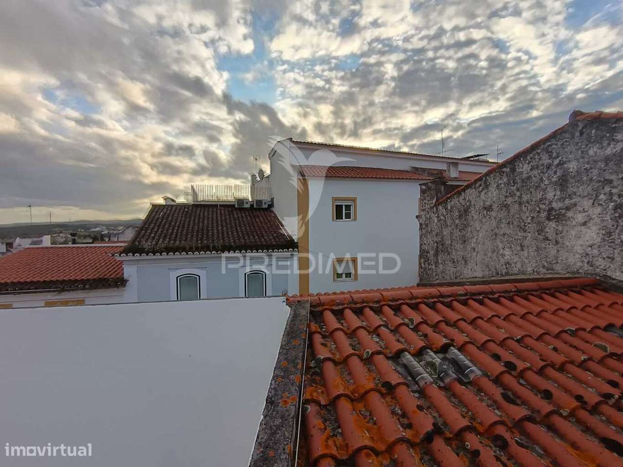 Moradia no Centro Histórico de Elvas com 4 Apartamentos Independent... - Grande imagem: 5/28