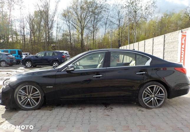 Infiniti Q50 - 9