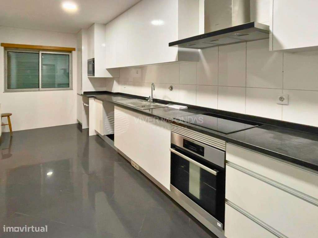 Oferta de 250€ em cartão presente. Apartamento T4 remodelado, com v... - Grande imagem: 5/26