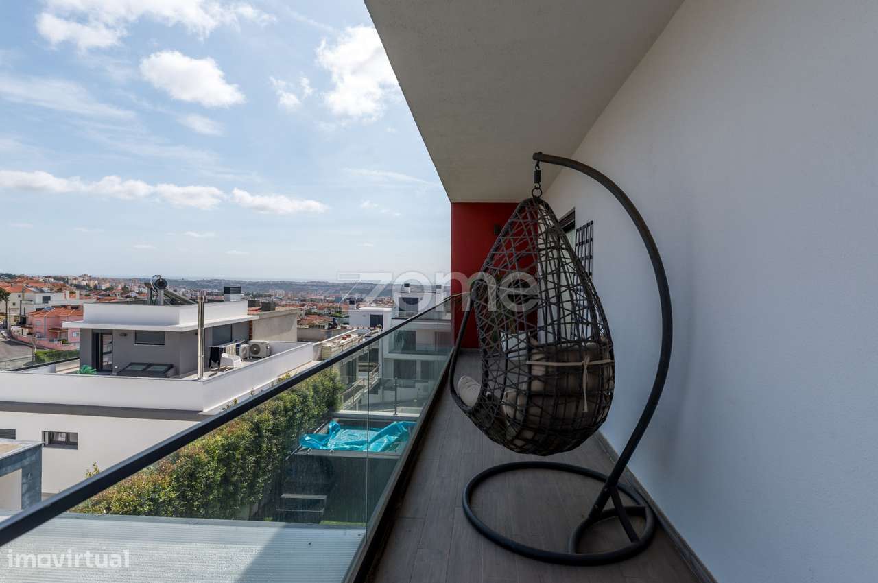 Moradia T4 Bª São Sebastião - Famões-24